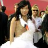 A cantora Björk foi o centro das atenções do Oscar de 2001 com um vestido de Cisne do estilista inglês Marjan Pejovski