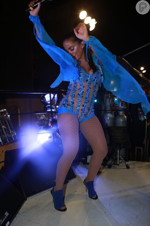 Anitta faz participação em trio da Banda Eva, em Salvador