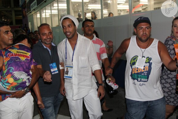 Ronaldinho Gaúcho virou piada na web neste domingo, 26 de fevereiro de 2017