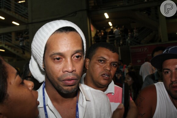 Ronaldinho Gaúcho virou piada na web neste domingo, 26 de fevereiro de 2017