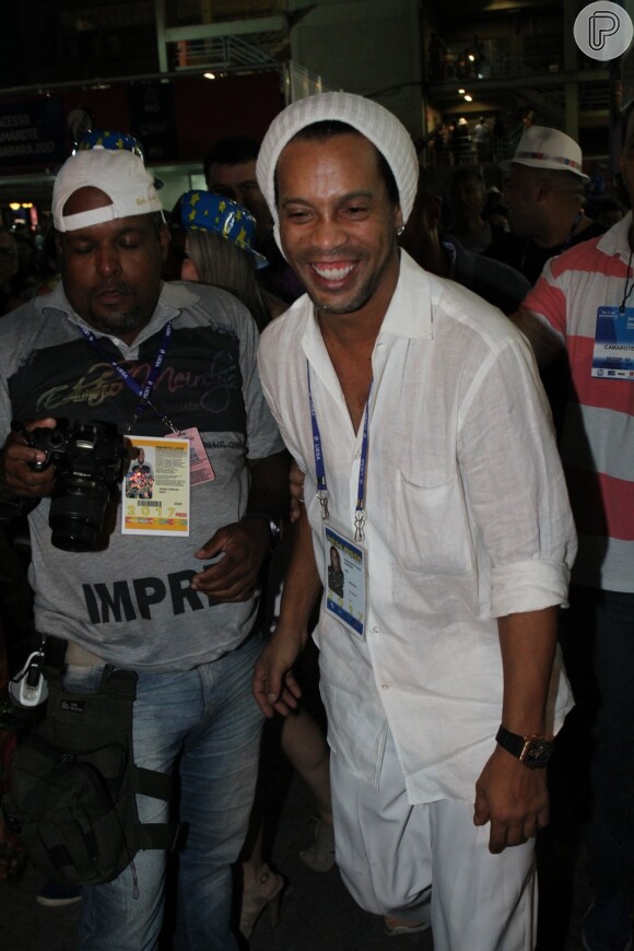 Ronaldinho Gaúcho virou piada na web neste domingo, 26 de fevereiro de 2017