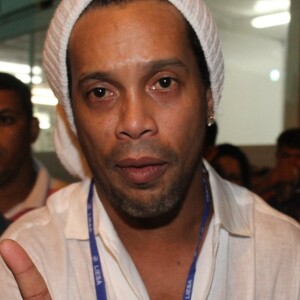 Ronaldinho Gaúcho virou piada na web neste domingo, 26 de fevereiro de 2017