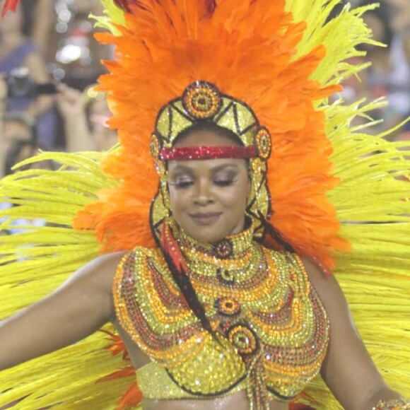 Cris Vianna se despende do posto de rainha de bateria da Imperatriz Leopoldinense no Carnaval 2017