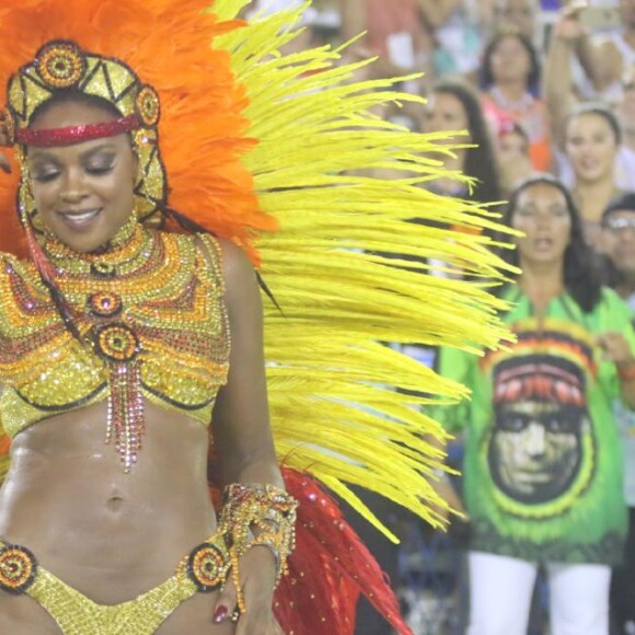 Cris Vianna se despende do posto de rainha de bateria da Imperatriz Leopoldinense no Carnaval 2017