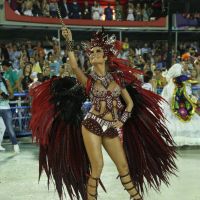 Thaila Ayala não malhou para o Carnaval: 'Não tenho muito bumbum, tá tudo bem!'