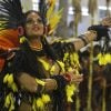 Luiza Brunet brilhou ao representar uma indígena no desfile da Imperatriz Leopoldinense, que aconteceu na madrugada desta segunda-feira (27)