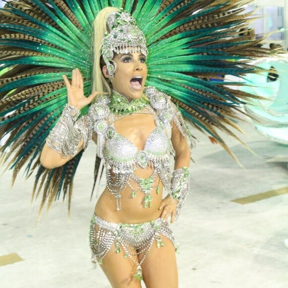 Wanessa Camargo desfilou como musa da Mocidade Independente de Padre Miguel no Carnaval 2017