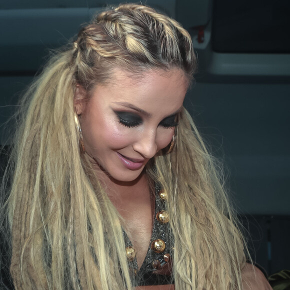 Em sua conta no Instagram, ela brincou com o personagem Jack Sparrow, do filme 'Piratas do Caribe': 'Claudia Sparrow'