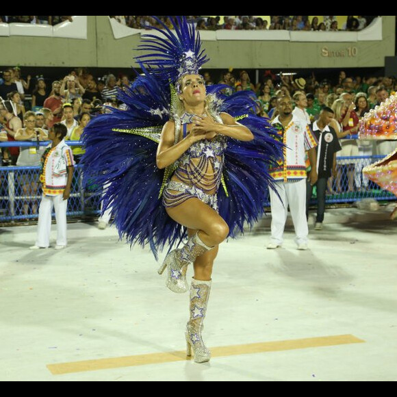 Monique Alfradique é mais um nome cotado para assumir o posto de rainha de bateria da Grande Rio no carnaval