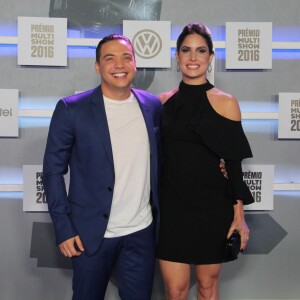 Wesley Safadão e a mulher, Thyane Dantas, estão curtindo viagem romântica nas Ilhas Maldivas