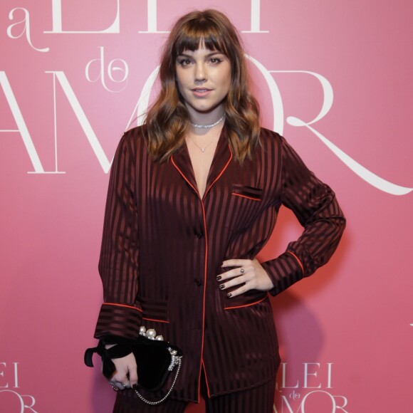 Os autores de 'A Lei do Amor' prepararam três finais para a personagem de Alice Wegmann na trama
