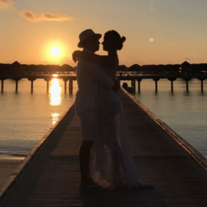 Wesley Safadão e Thyane Dantas renovaram os votos de casamento nas Ilhas Maldivas, onde estão curtindo lua de mel