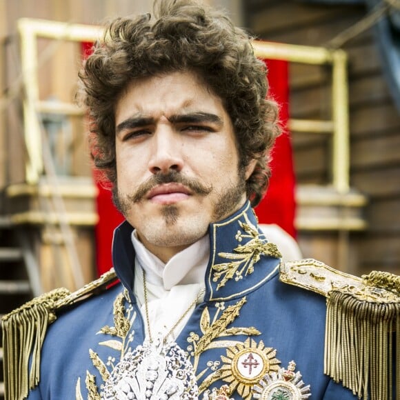 Caio Castro é Dom Pedro,  o filho de Dom João (Léo Jaime) e Carlota Joaquina (Carlota Joaquina) e Príncipe Regente amado pelo povo brasileiro; tem temperamento explosivo e mulherengo ao extremo; se casa com Leopoldina (Letícia Colin) por meio um acordo político entre suas nações mas sua vida muda quando conhece Domitila (Agatha Moreira), na novela 'Novo Mundo'