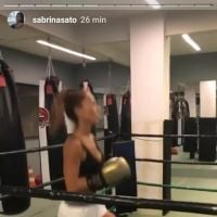 Sabrina Sato mantém boa forma com treino de kickboxing sob o olhar de Duda Nagle