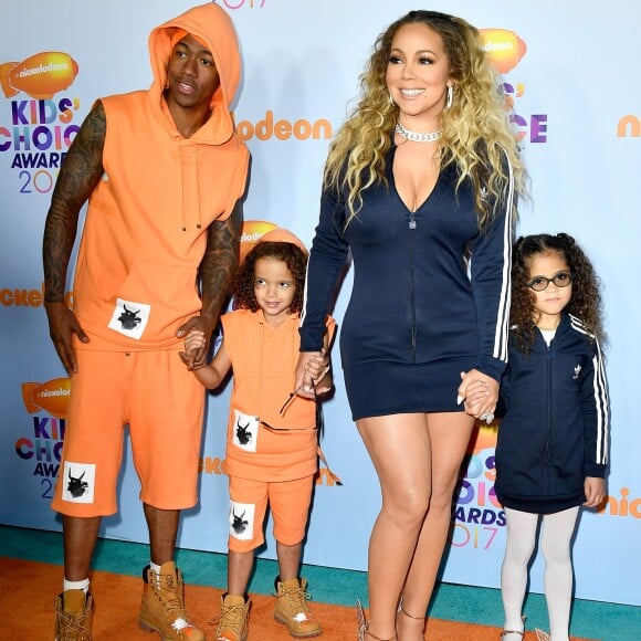 Mariah Carey levou a família para o Kids' Choice Awards, realizado neste sábado, 11 de março de 2017
