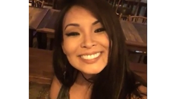 Carol Nakamura se diverte em jantar mexicano com atrizes de 'Sol Nascente'.Vídeo