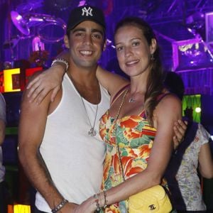 Luana Piovani tem bom relacionamento com ex-namoradas de Scooby: 'Maneiras'