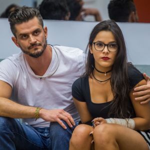 'BBB17': após término, Emilly revela desejo e Marcos ironiza nesta sexta-feira, dia 17 de março de 2017