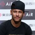 Neymar ganhou uma carta do filho, Davi Lucca, e postou foto em sua rede social