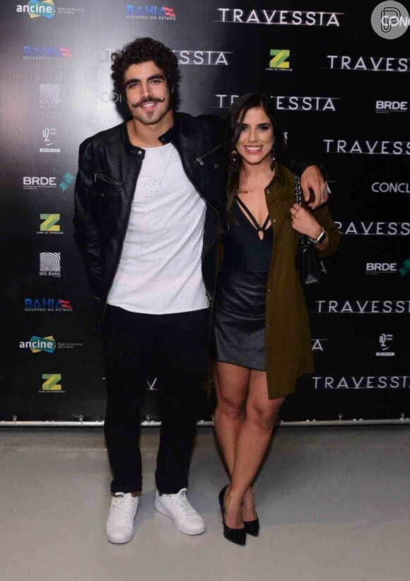 Camilla Camargo vive par romântico do ator Caio Castro no filme 'Travessia'