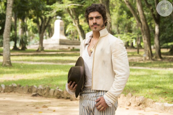 Caio Castro interpreta Dom Pedro, um personagem para lá de mulherengo em 'Novo Mundo', novela das 18h que estreia nesta quarta-feira (22)