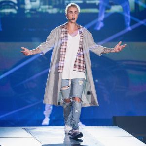 Justin Bieber será citado durante show no Rio de Janeiro após Justiça reabrir processo contra cantor
