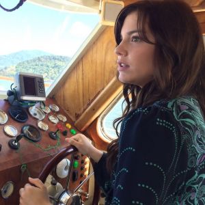 Alice Wegmann gravou as últimas cenas de 'A Lei do Amor' em Itacuruçá, Costa Verde do Rio de Janeiro, na manhã desta quinta-feira, 23 de março de 2017