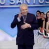 Silvio Santos foi elogiado na web após aparecer com os cabelos brancos na TV