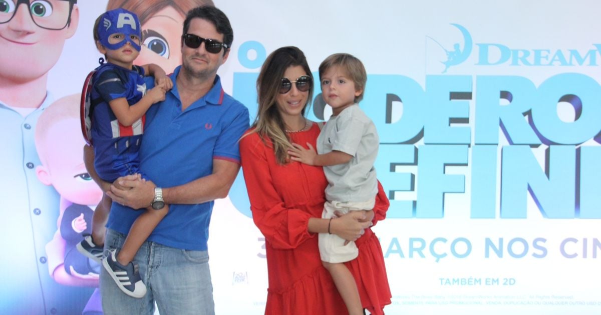 Marcelo Serrado levou a esposa, Roberta Fernandes, e os filhos ...