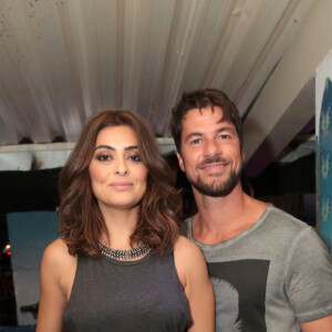 Juliana Paes esteve na festa com o marido, Carlos Eduardo Baptista