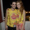 Sophia Abrahão posa ao lado do namorado, Fiuk, em camarote de cervejaria em Recife, Pernambuco