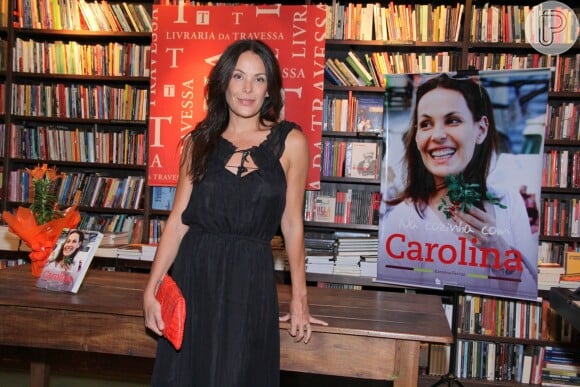 Carolina Ferraz é autora do livro 'Na Cozinha com Carolina'