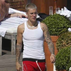 Justin Bieber reconhece processo e MP-RJ propõe acordo de 20 mil para INCA, como indicou o jornal 'Extra' nesta quarta-feira, dia 29 de março de 2017