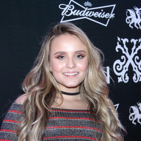 Larissa Manoela foi a after-party, organizada pelo rapper DJ Maejor, amigo de Justin Bieber, na casa de espetáculos Xian, no terraço do Shopping Bossa Nova, no centro do Rio de Janeiro, na noite desta quarta-feira, 29 de março de 2017