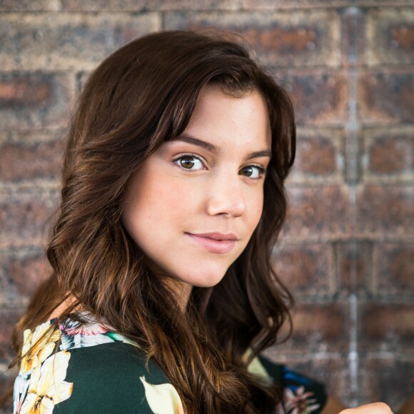 Marina (Alice Wegmann) revela ter se passado por Isabela para se vingar da família Leitão, em um dos finais da novela 'A Lei do Amor'