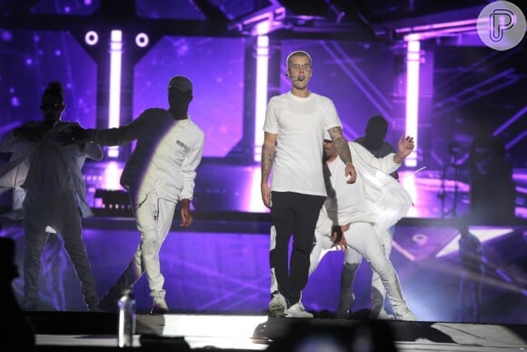 Justin Bieber canta hits e elogia Brasil em show lotado da Purpose Tour na Sapucaí. Evento aconteceu na noite do dia 29 (quarta-feira)