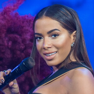 Anitta vai dar uma festa na sua casa no Rio de Janeiro nesta quinta-feira, 30 de março de 2017
