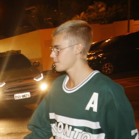 Justin Bieber chegou ao espaço Lagoon para jantar