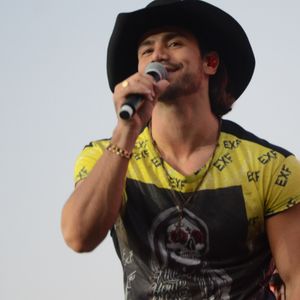 Mariano brincou com o seu novo acidente: 'Quero anunciar em alto estilo daqui no Japão para todo mundo do Brasil que estou encerrando a minha carreira de esportes radicais. Isso não é para mim, não!'