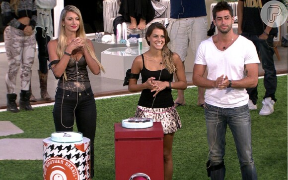 Tatiele, Angêla e Marcelo disputaram a segunda parte da prova