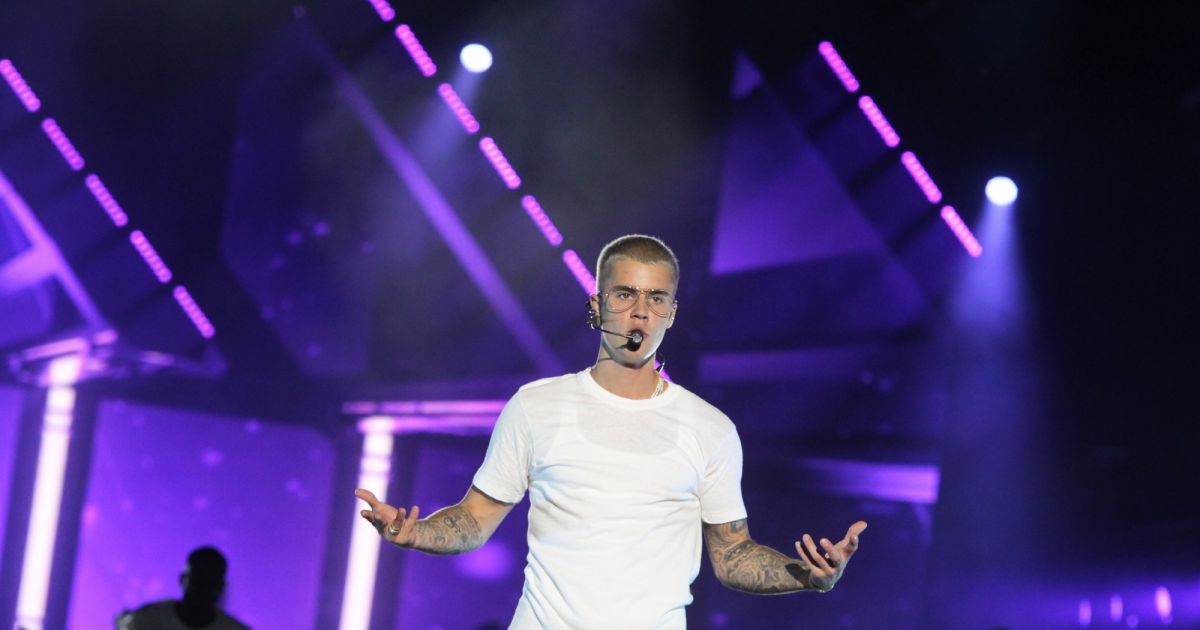 Justin Bieber já agitou fãs do Rio e está fazendo o seu segundo show em ...