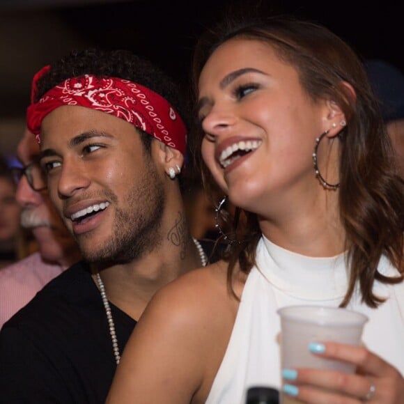 Bruna Marquezine e Neymar estão juntos em Barcelona