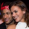 Bruna Marquezine se divertiu com o filho do namorado, Neymar