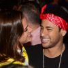 Neymar se divertiu com a namorada, Bruna Marquezine, e postou vídeo no Instagram nesta terça-feira, 4 de abril de 2017