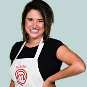 No 'MasterChef Brasil', Luciana Braga, de 35 anos, classificou a sua cozinha como 'mestiça com toques exóticos'” e aprecia culinárias de países com sabores marcantes, como a mexicana, indiana, peruana e tailandesa. Sócia da irmã em uma empresa de marketing e eventos, a mineira quer expandir o negócio para incorporar a culinária como um dos serviços prestados