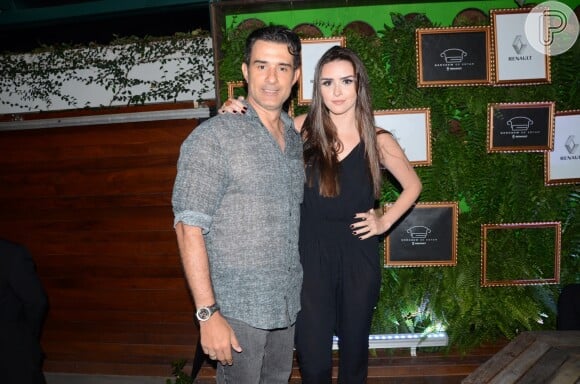 Marcos Pasquim e a produtora Aline Fernandez botaram ponto final no namoro. O ator havia assumido o relacionamento em setembro de 2015