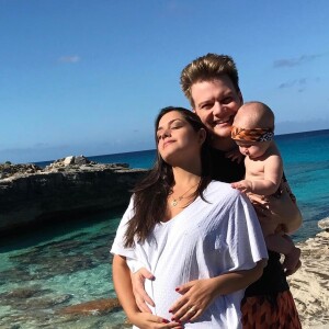 Casada com Michel Teló, Thais Fersoza é mãe de Melinda, de 8 meses