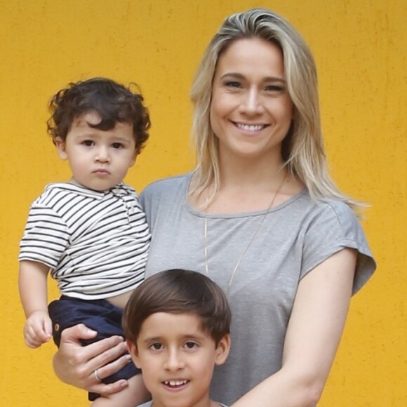 Fernanda Gentil afirmou que os filhos, Lucas e Gabriel, aceitaram o seu namoro com a jornalista Priscila Montandon