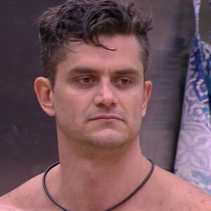 Marcos foi defendido por sua família horas antes de ser expulso do 'BBB17': 'Dócil e amável'