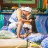 Marcos e Emilly se beijaram no 'BBB17' e romance repercutiu na rede social